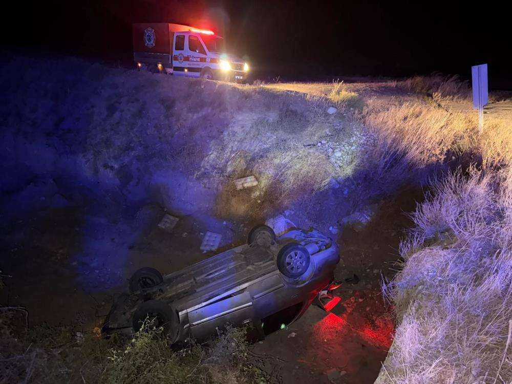 Araç köprüden aşağı uçtu: 1’i ağır 2 yaralı 3